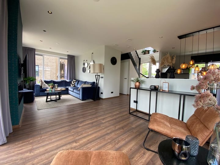 Foto 10 van Piekenwaardweg 10-135