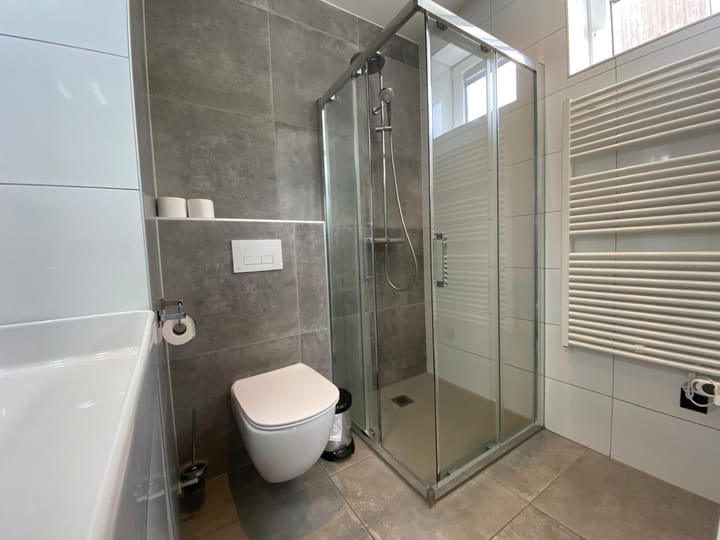 Foto 19 van Piekenwaardweg 10-135