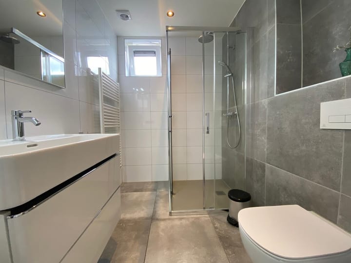 Foto 33 van Piekenwaardweg 10-135