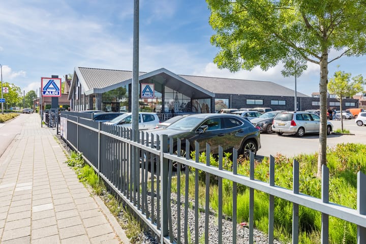 Photo 36 of Lanxmeersestraat 4