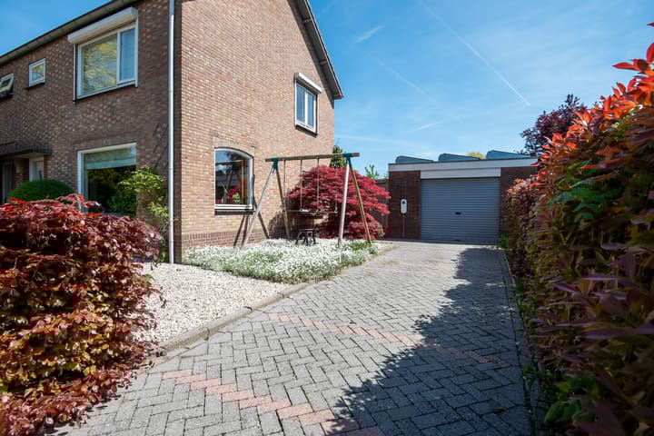 Photo 37 of Kerkstraat 13