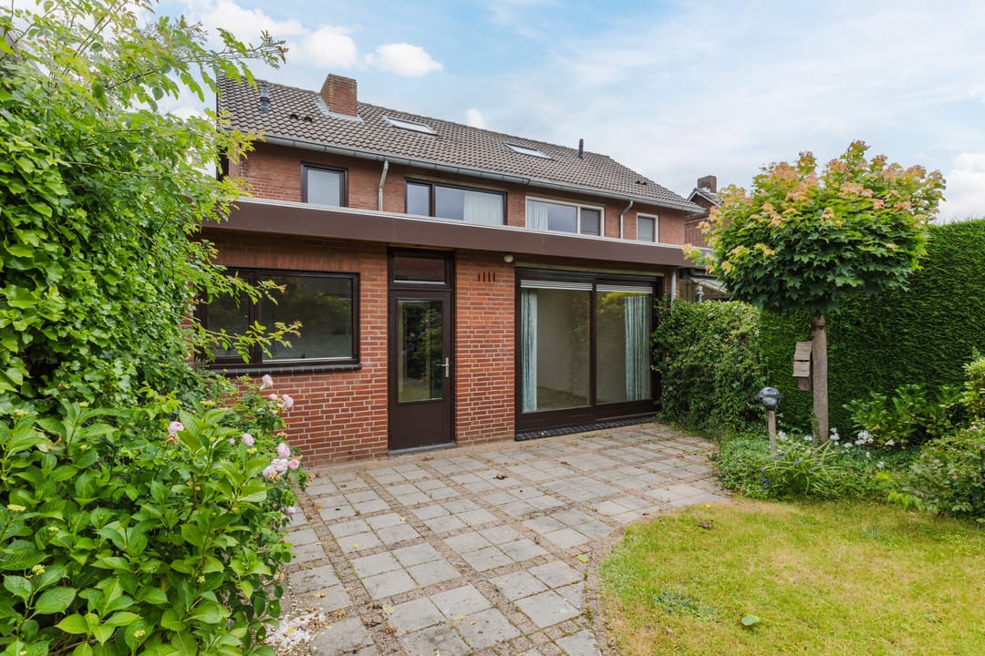 Photo 43 of Ariënsstraat 58