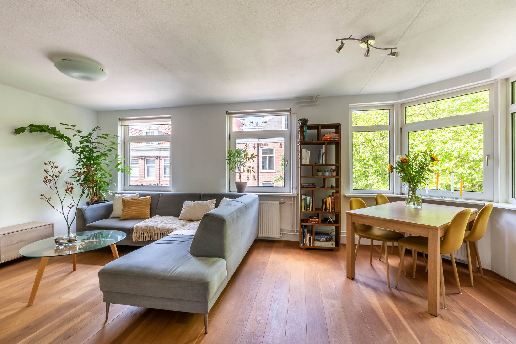 Photo 6 of Van Oldenbarneveldtplein 59