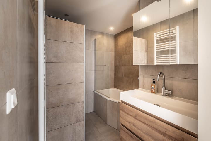 Foto 19 van Van Oldenbarneveldtplein 59