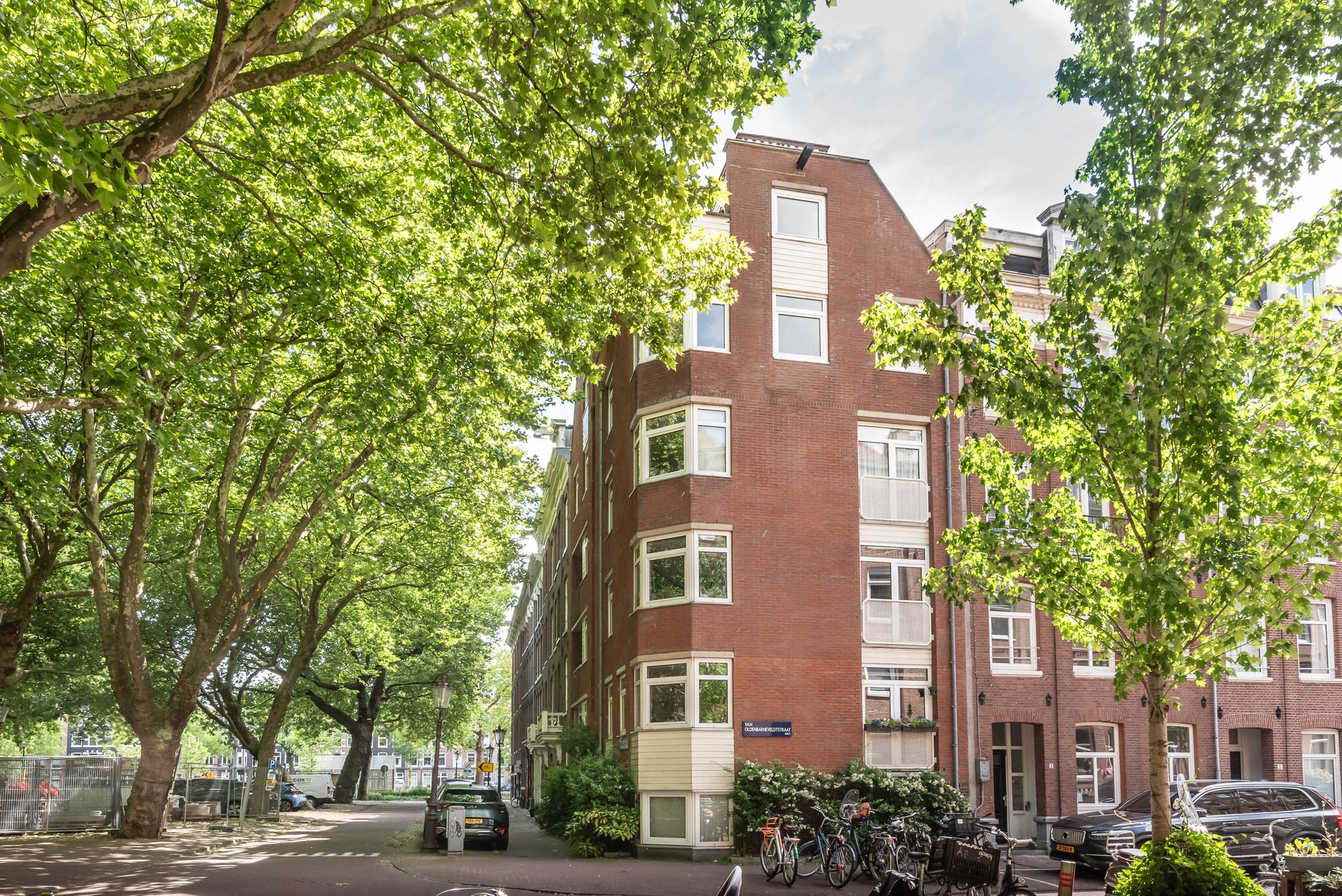 Photo 30 of Van Oldenbarneveldtplein 59