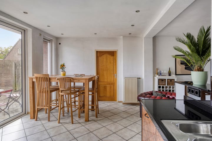 Foto 19 van Rechtestraat 14