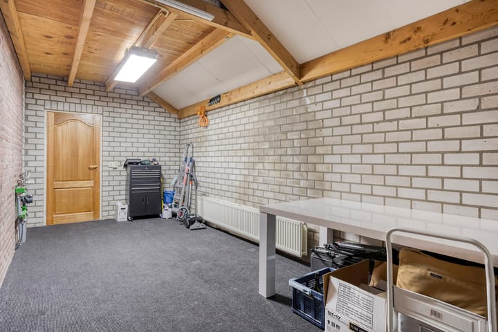 Foto 24 van Rechtestraat 14