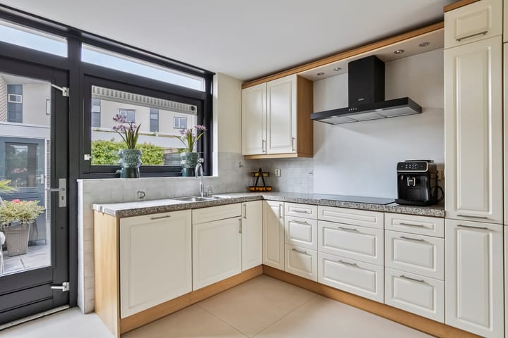 Foto 21 van Barbadosstraat 80