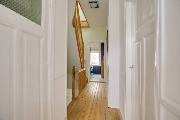 Foto 28 van Van Weede van Dijkveldstraat 101