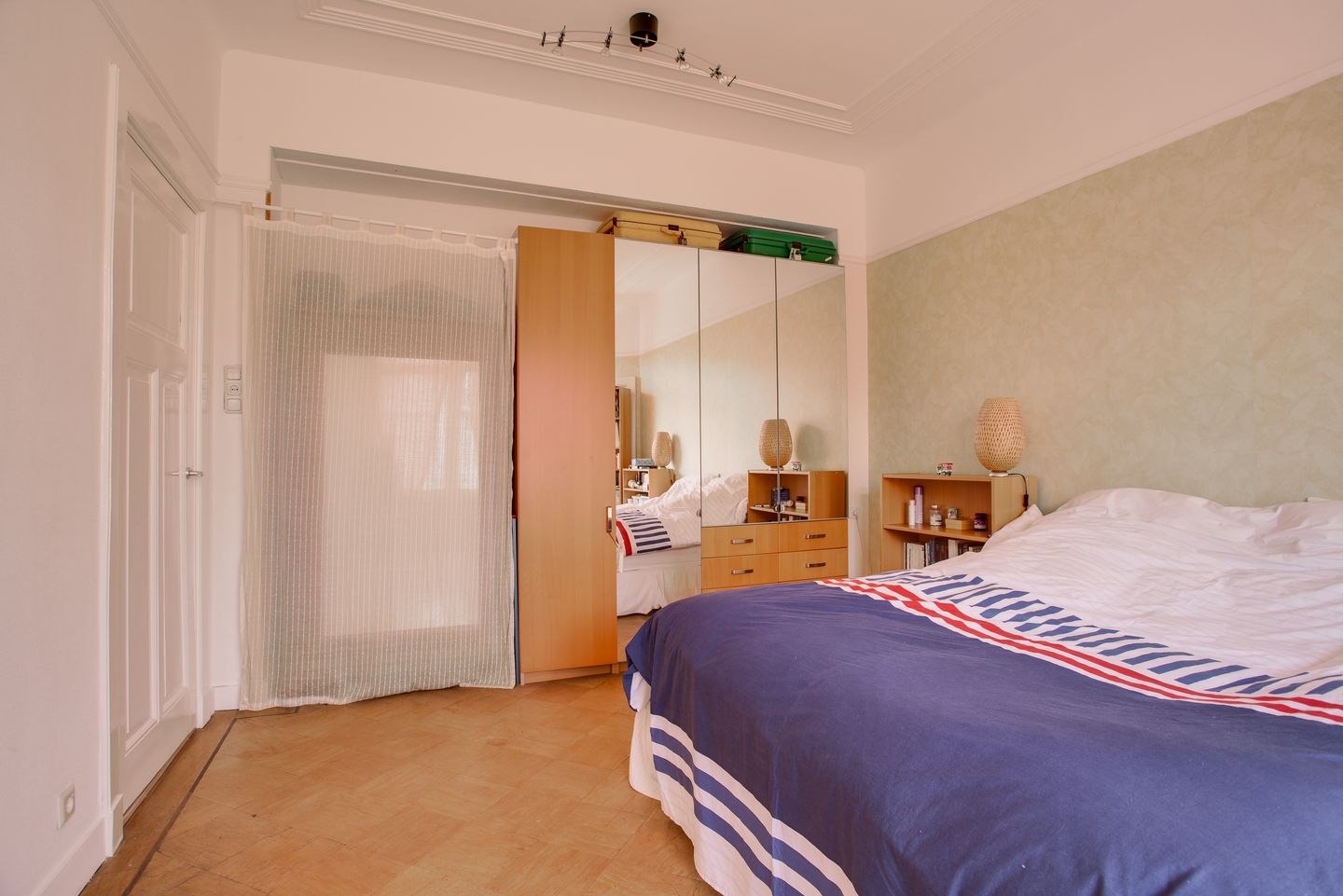 Foto 35 van Van Weede van Dijkveldstraat 101