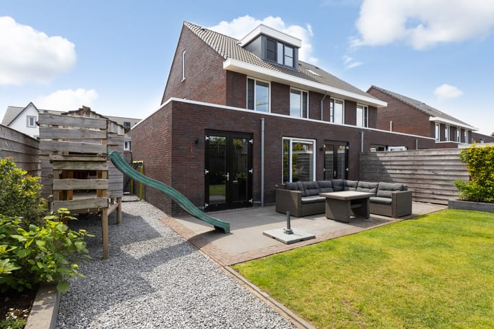 Foto 33 van Veendijk 19