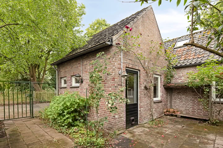 Foto 32 van Broekstraat 2