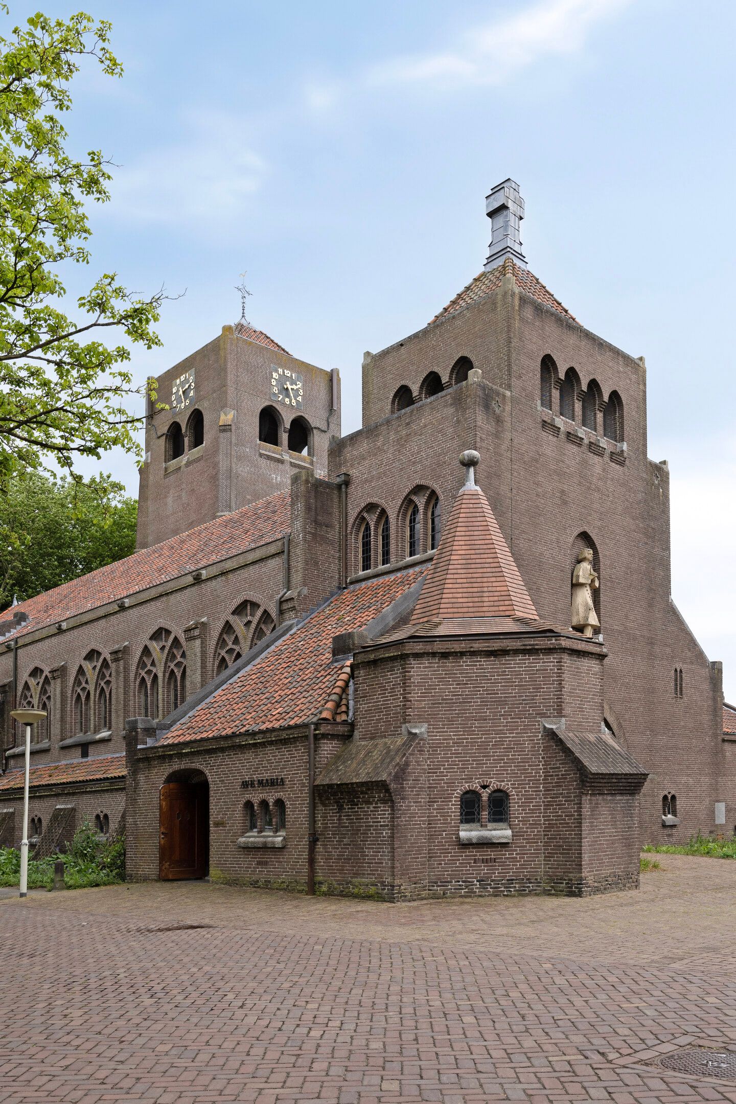 Photo 36 of Broekstraat 2