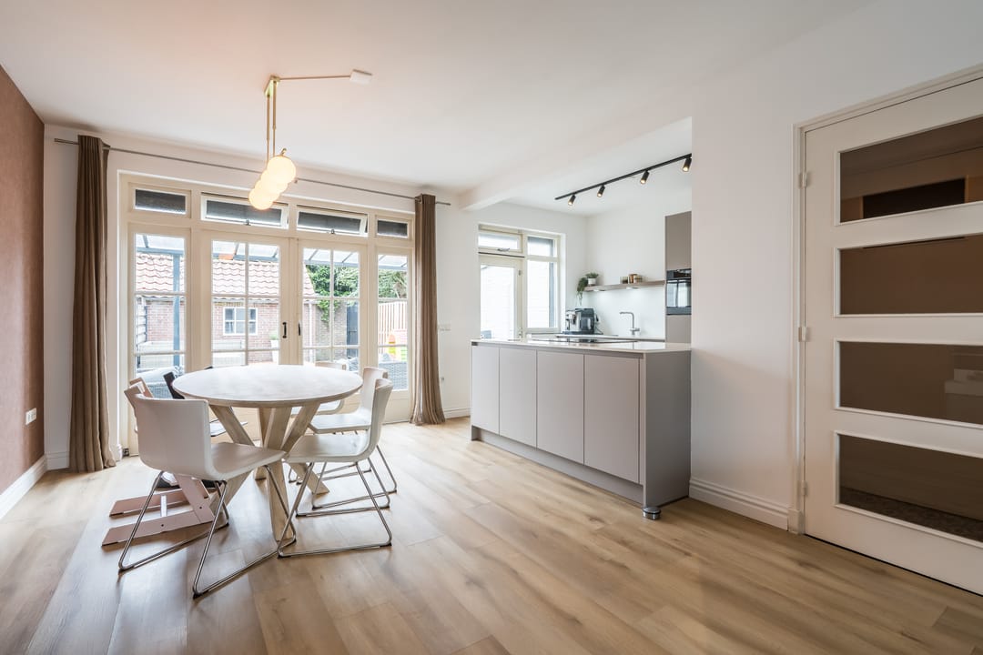 Photo 8 of Sint Hubertusstraat 8