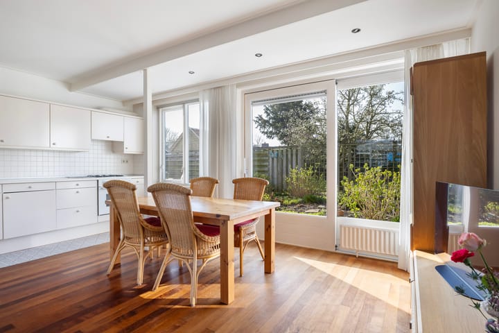 Foto 10 van Dordtse Straat 48