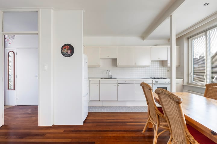 Foto 11 van Dordtse Straat 48