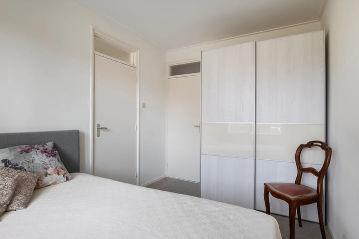 Foto 19 van Dordtse Straat 48