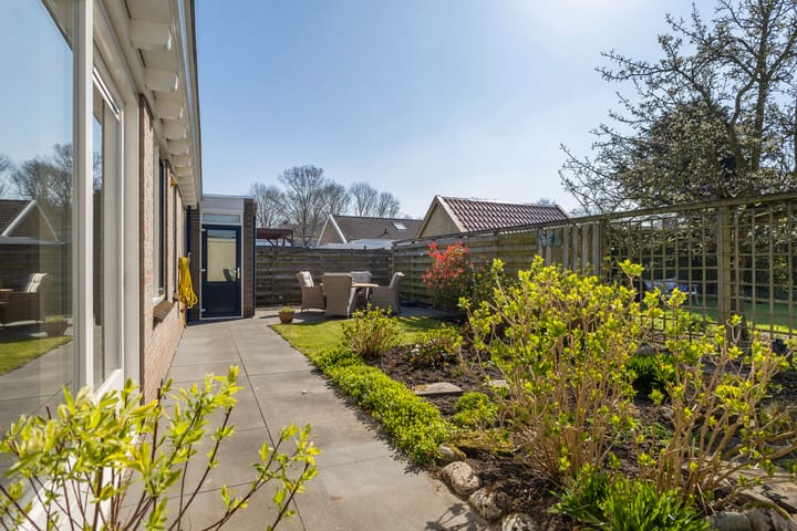 Foto 32 van Dordtse Straat 48