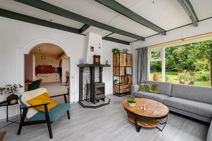 Foto 10 van Steenwijkerweg 107