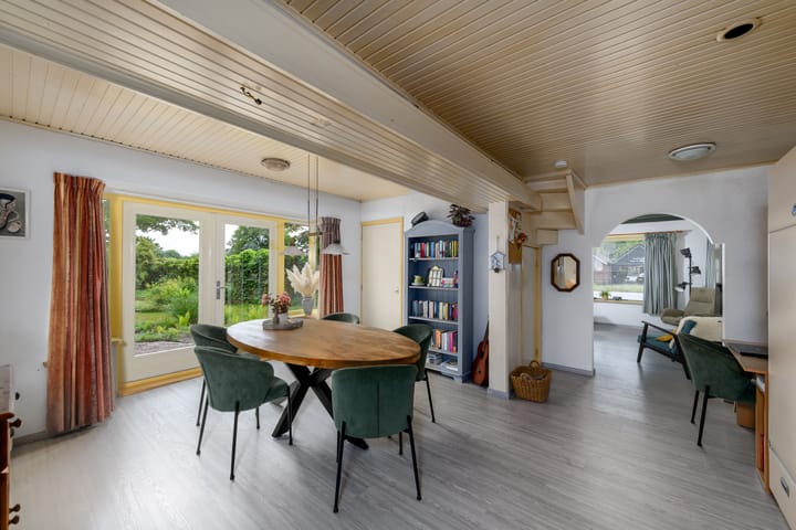 Foto 11 van Steenwijkerweg 107