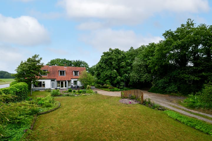 Foto 33 van Steenwijkerweg 107