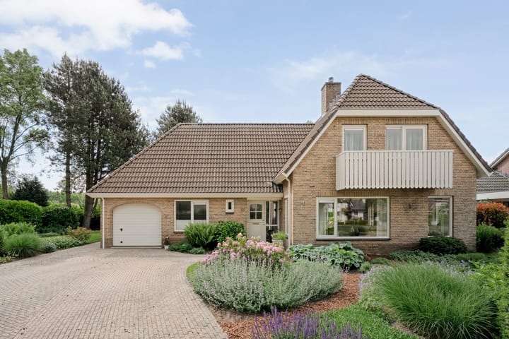 Foto 4 van Margriet 55