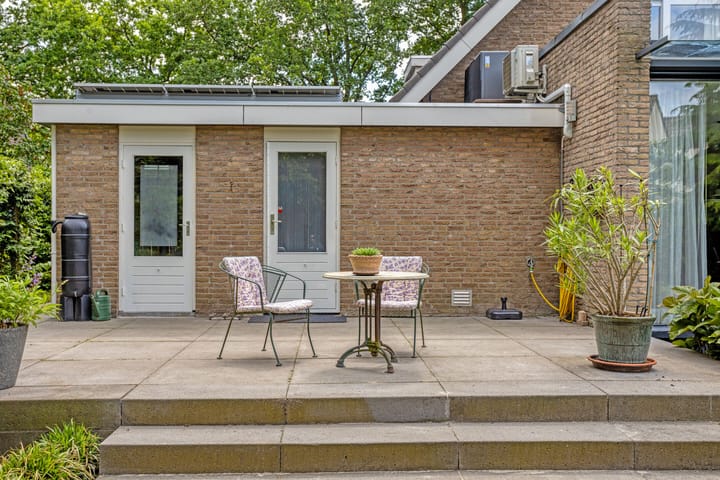 Foto 61 van Ostaderstraat 6