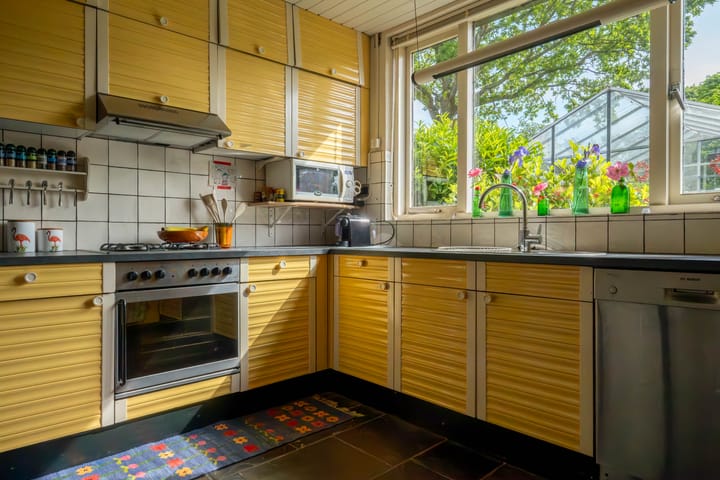 Foto 13 van Naaldwijkseweg 70