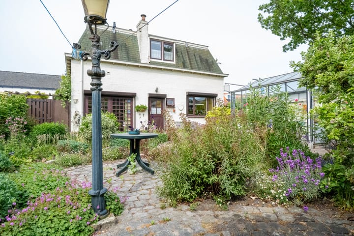 Foto 27 van Naaldwijkseweg 70