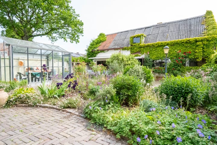 Foto 28 van Naaldwijkseweg 70