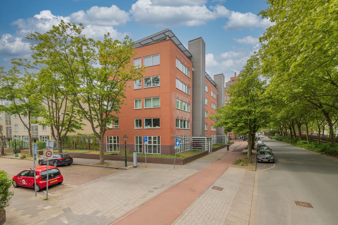 Foto 1 van Juliana van Stolberglaan 9-Q