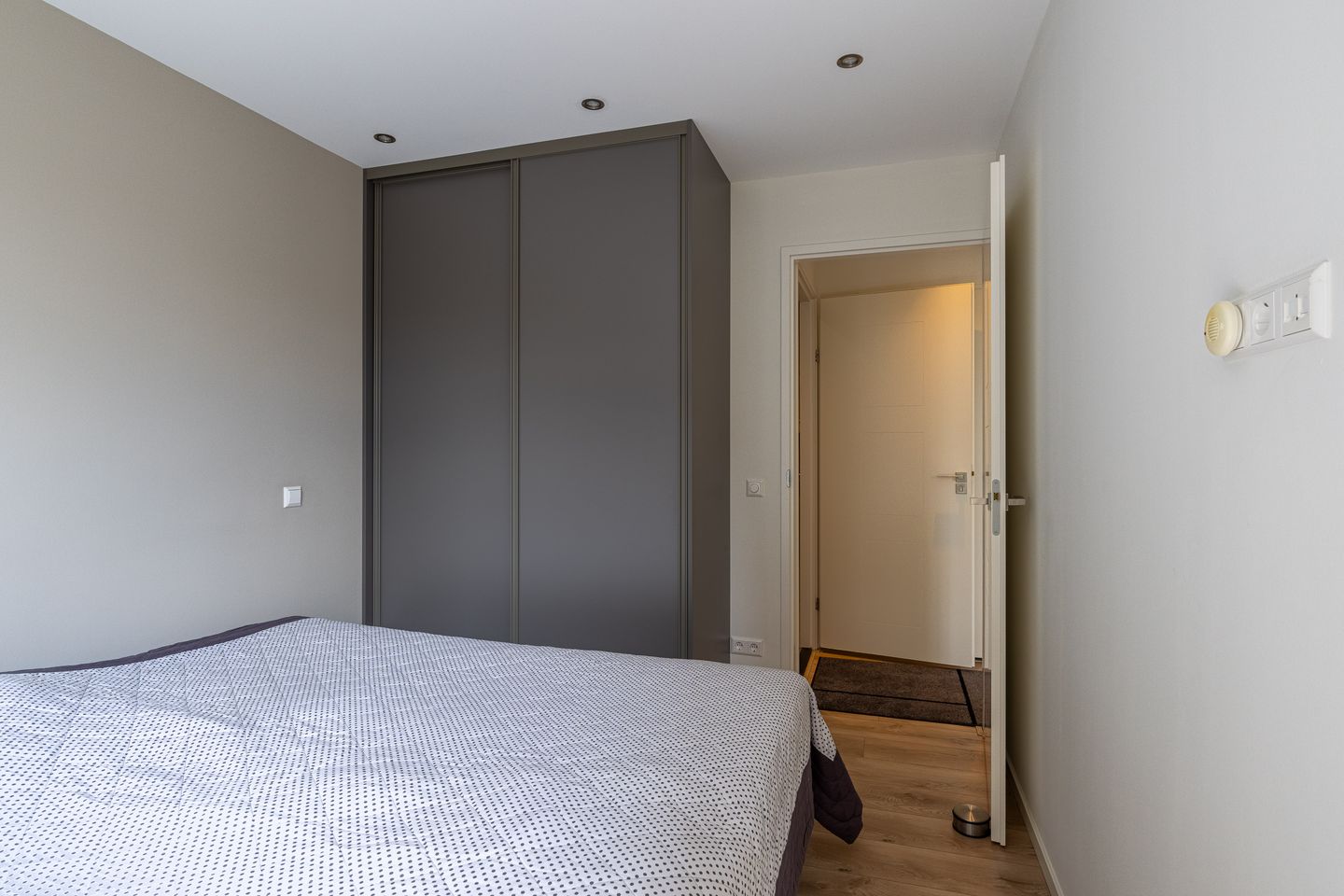 Foto 20 van Zuideinde 11-B