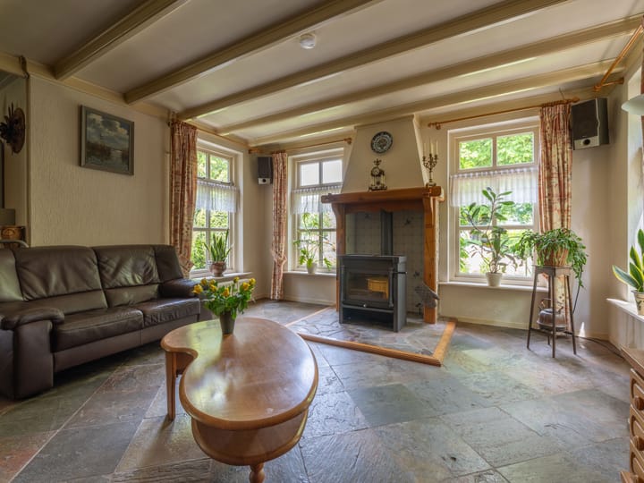 Photo 2 of Alde Wei 2