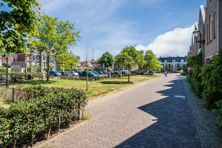 Foto 24 van Museumstraat 57