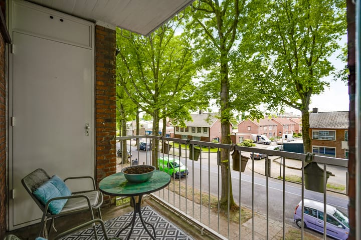 Foto 10 van Limburglaan 36