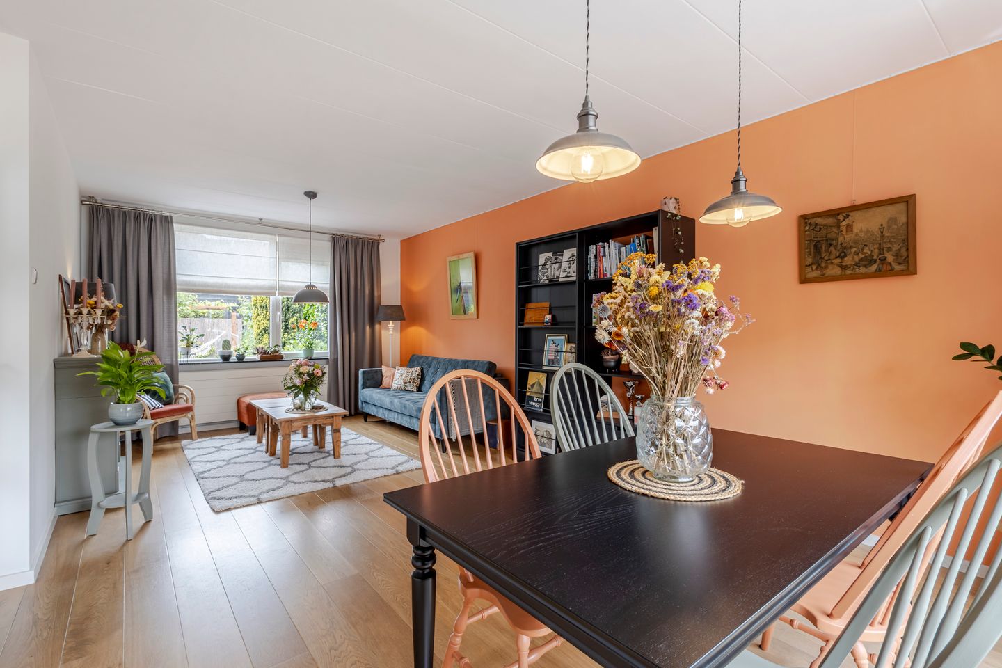 Photo 5 of van Delftstraat 10