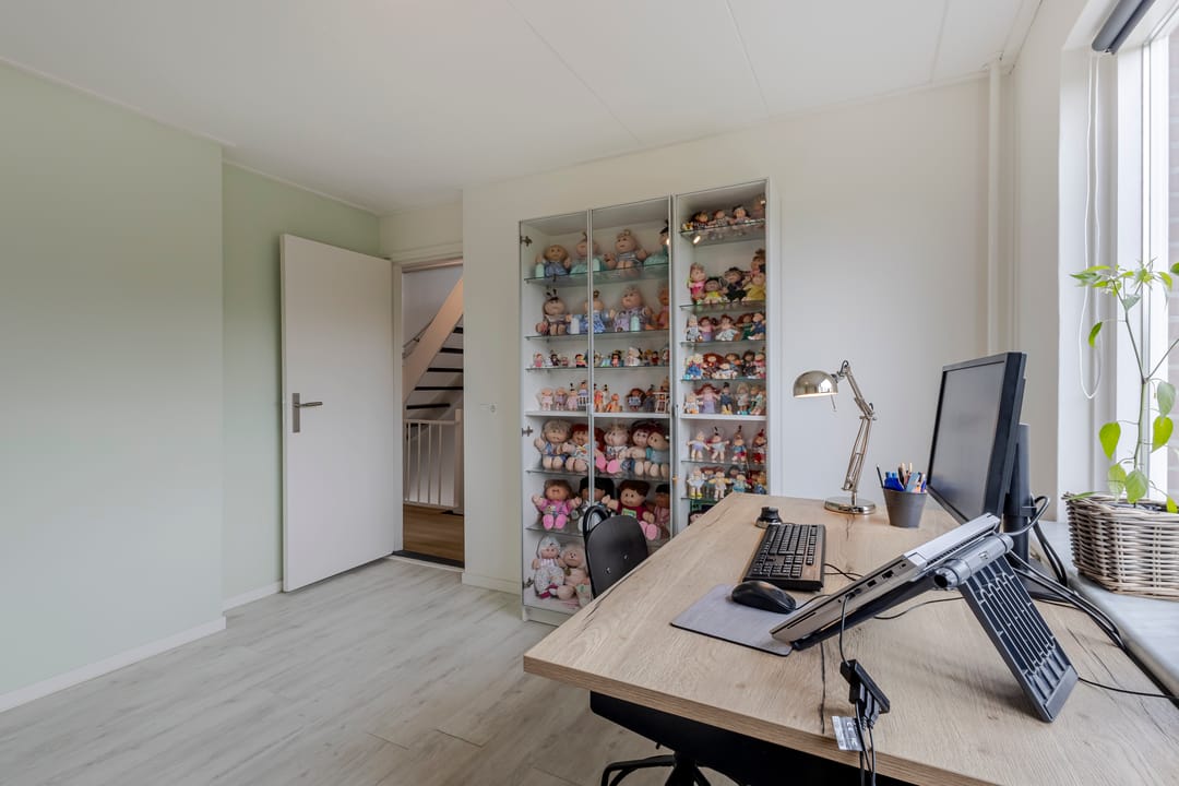 Photo 16 of van Delftstraat 10