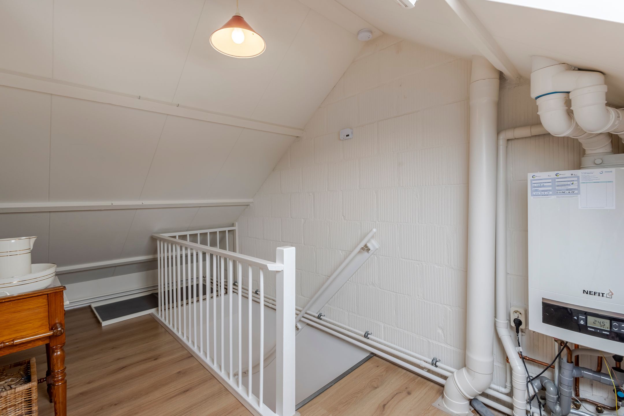 Photo 18 of van Delftstraat 10