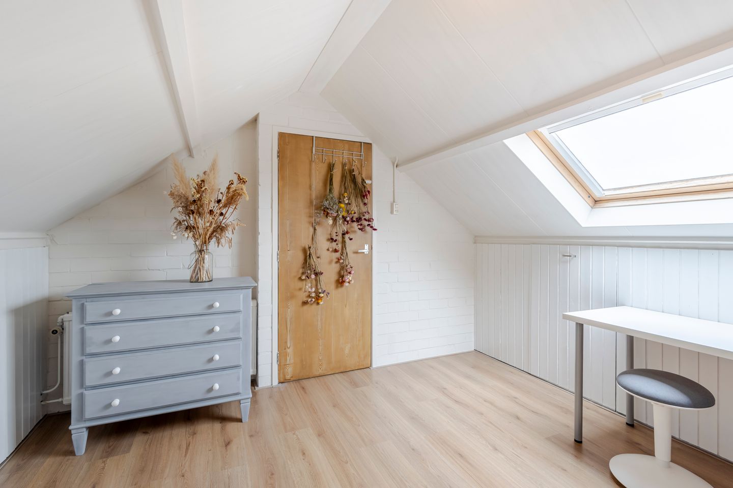 Photo 20 of van Delftstraat 10