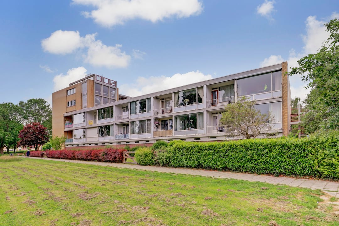 Photo 1 of Staringplantsoen 1-A