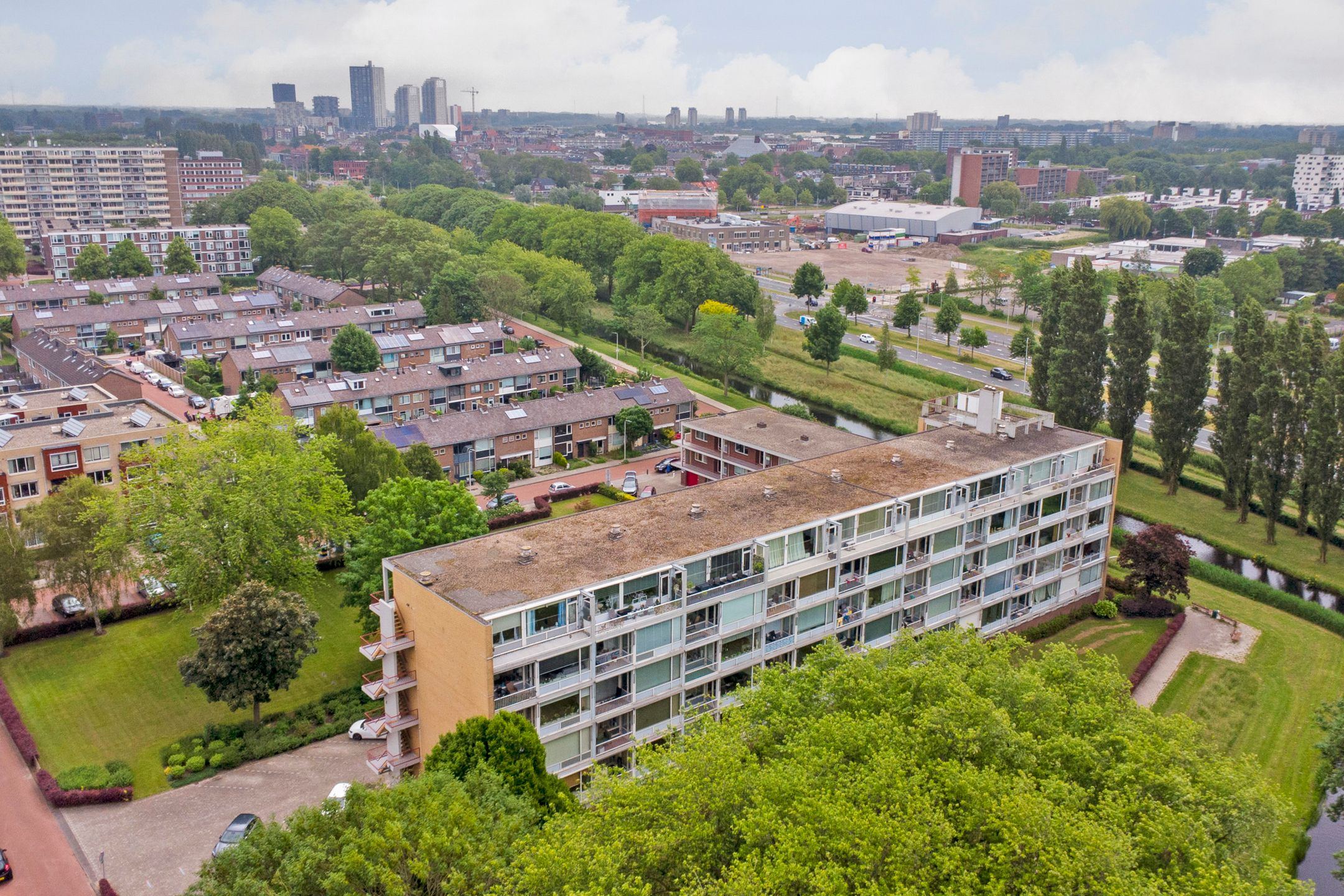 Photo 24 of Staringplantsoen 1-A