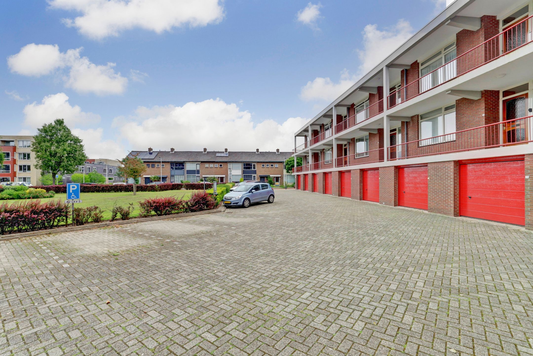 Photo 30 of Staringplantsoen 1-A