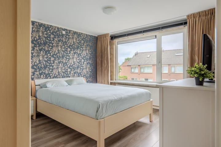 Foto 15 van De Ruyterweg 18