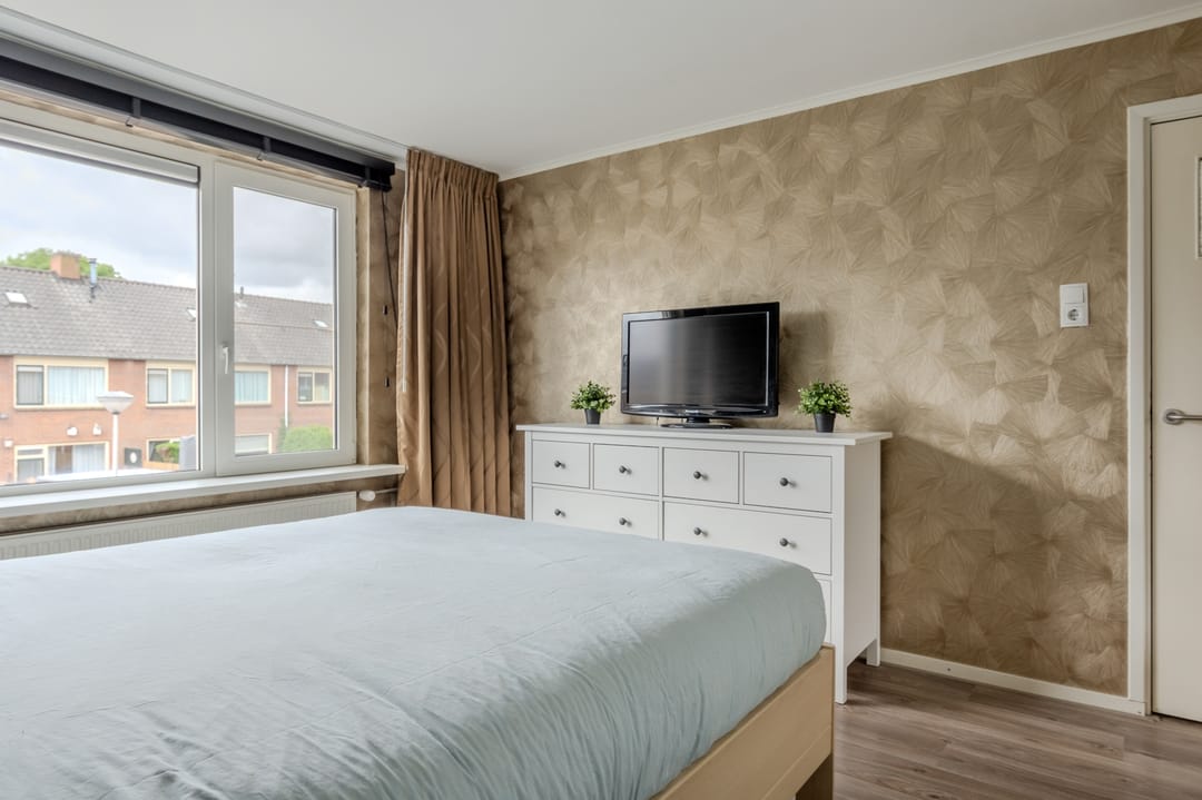 Foto 16 van De Ruyterweg 18