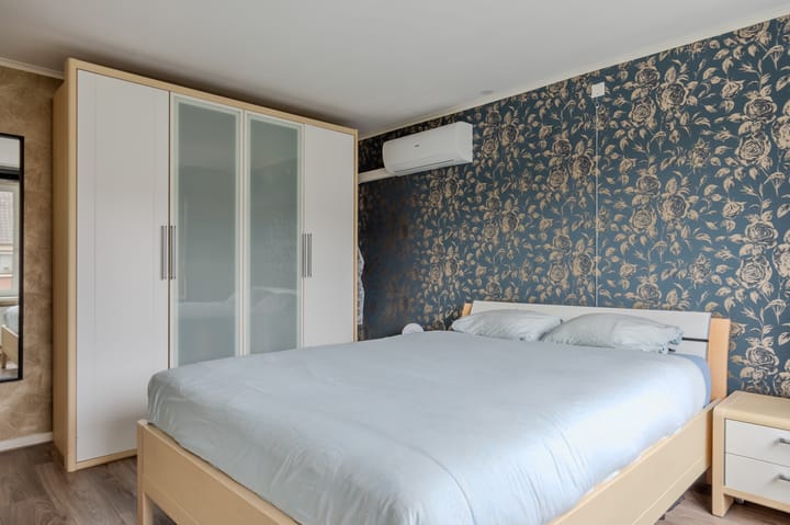 Foto 17 van De Ruyterweg 18