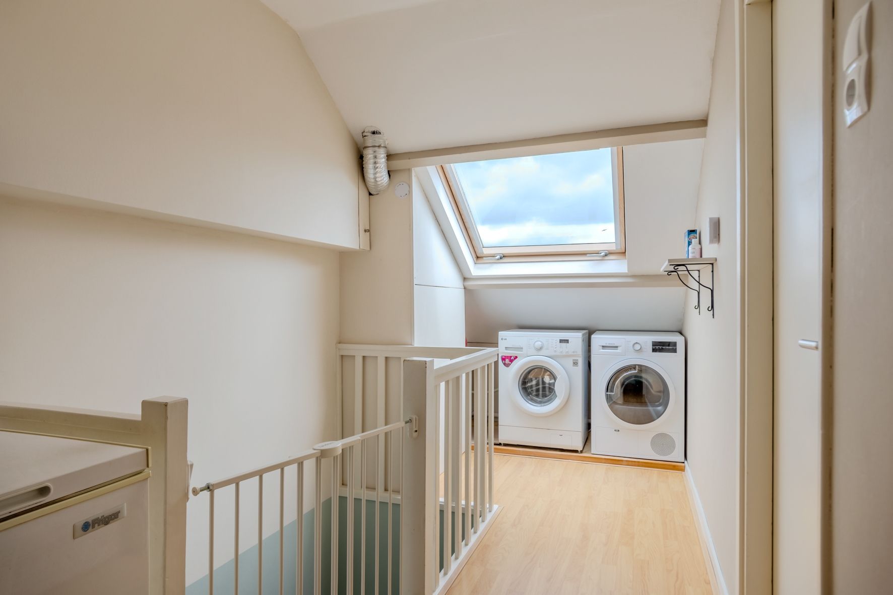 Foto 24 van De Ruyterweg 18