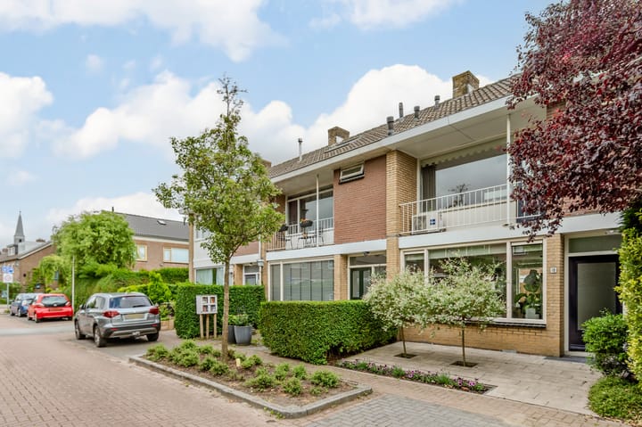 Foto 31 van De Ruyterweg 18