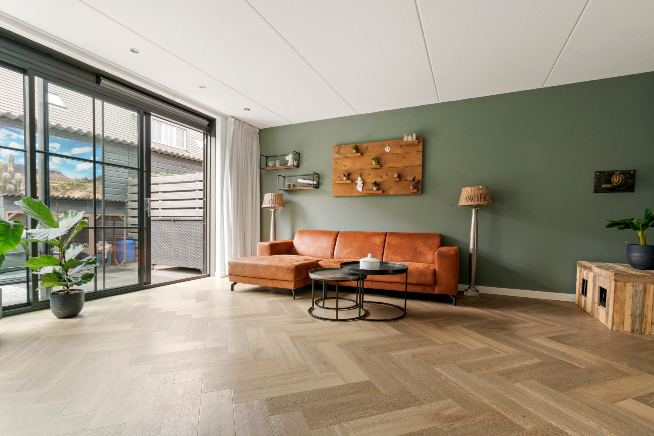 Foto 3 van John Deelaan 34