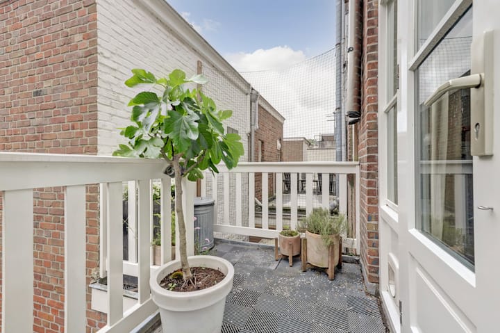 Foto 32 van Leeuwendaallaan 77