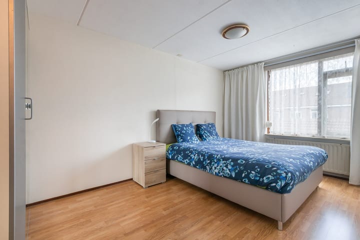 Photo 17 of Pearl Buck-erf 83